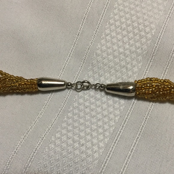 Gold seed bead necklace - Picture 6 of 6